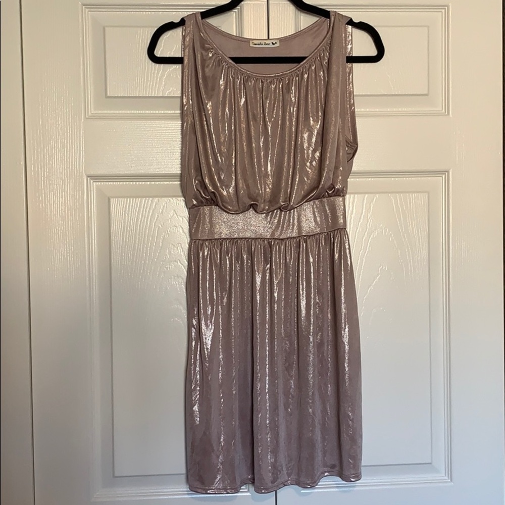Lightweight Double Zero shimmer dress.